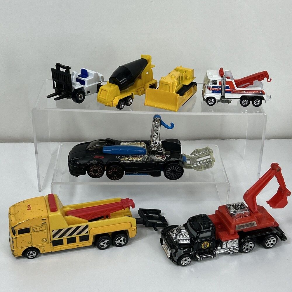 Hot Wheels Construction Lot Cement Mixer Dozer Forklift Hauler Tow Truck Wrecker